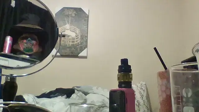 hailzeffn online show from April 9, 2:46 am