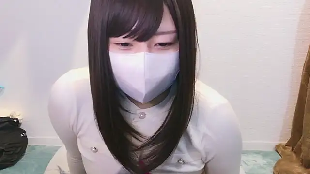 Snapshot of YUTSU_KI chatting on January 18, 4:10 pm YUTSU KI online show from January 18, 4:10 pm