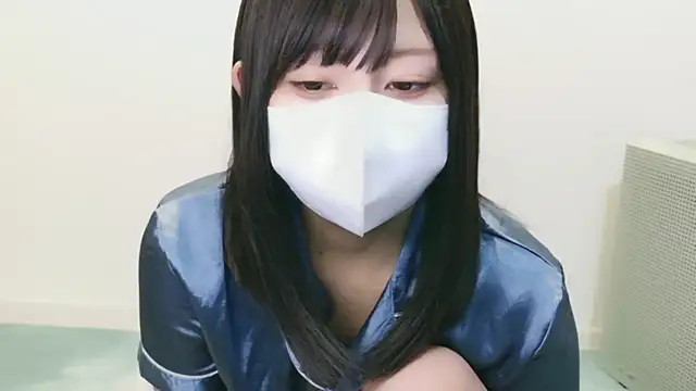 Snapshot of YUTSU_KI chatting on October 9, 4:07 pm YUTSU KI online show from October 9, 4:07 pm