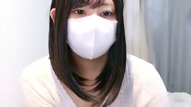 Snapshot of YUTSU_KI chatting on June 30, 5:35 pm YUTSU KI online show from June 30, 5:35 pm