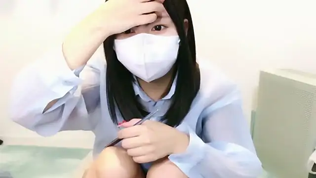 Snapshot of YUTSU_KI chatting on November 3, 3:12 am YUTSU KI online show from November 3, 3:12 am