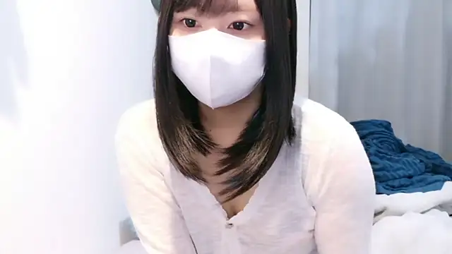 Snapshot of YUTSU_KI chatting on June 15, 3:12 pm YUTSU KI online show from June 15, 3:12 pm