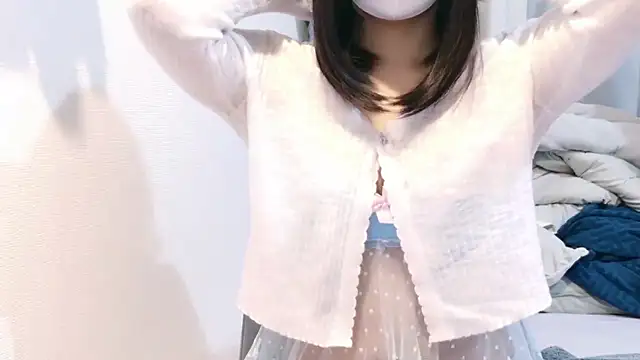 YUTSU KI online show from May 6, 9:19 pm