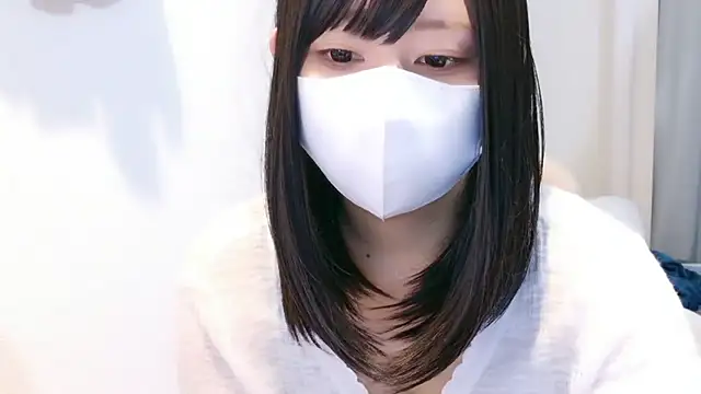 YUTSU KI online show from May 23, 3:55 pm