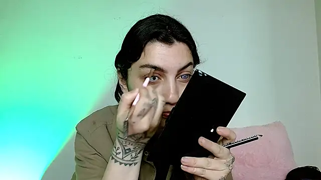 sophy rock online show from November 8, 3:26 pm