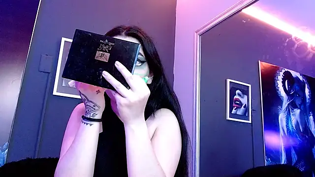 Snapshot of sophy_rock chatting on February 25, 5:51 pm sophy rock online show from February 25, 5:51 pm