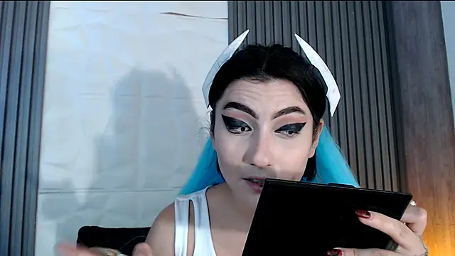 Snapshot of sophy_rock chatting on October 9, 3:23 pm sophy rock online show from October 9, 3:23 pm