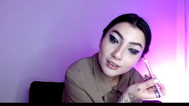 sophy rock online show from December 5, 3:43 pm