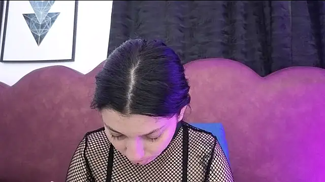 Snapshot of sophy_rock chatting on May 8, 2:43 pm sophy rock online show from May 8, 2:43 pm