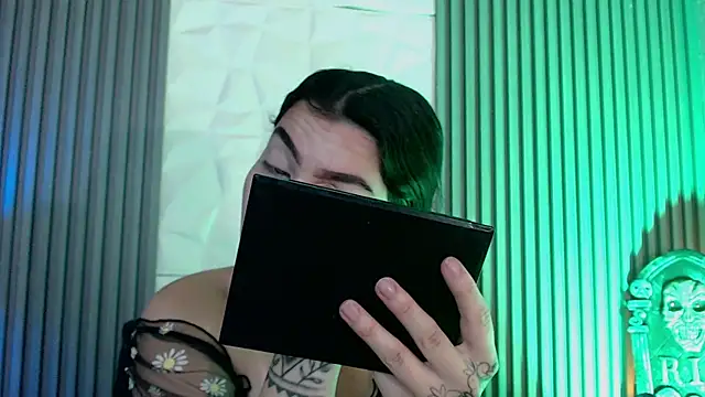 sophy rock online show from October 27, 3:13 pm