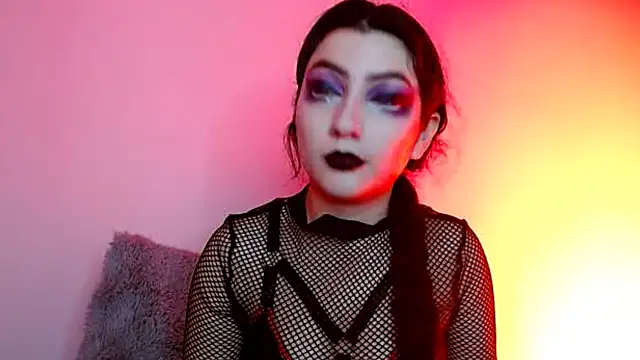 sophy rock online show from November 20, 6:19 pm