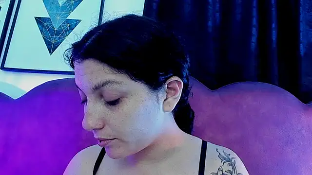 Snapshot of sophy_rock chatting on June 19, 2:34 pm sophy rock online show from June 19, 2:34 pm