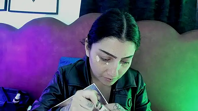 Snapshot of sophy_rock chatting on May 30, 3:28 pm sophy rock online show from May 30, 3:28 pm