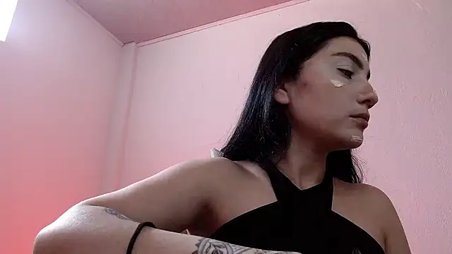 sophy rock online show from November 18, 3:37 pm