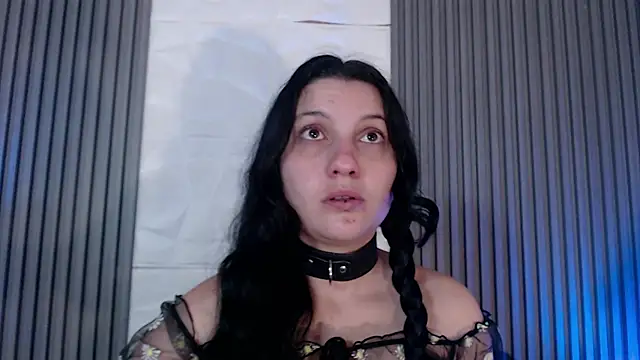 Snapshot of sophy_rock chatting on October 21, 3:00 pm sophy rock online show from October 21, 3:00 pm