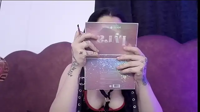 sophy rock online show from April 17, 3:37 pm