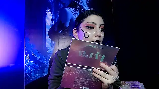 sophy rock online show from February 17, 2:58 pm