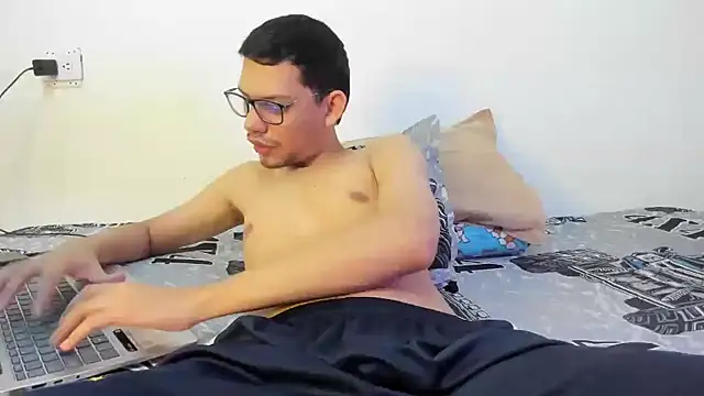 Diego-Monsalve online show from November 17, 10:14 pm