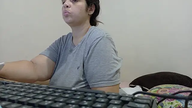 ladydeathz online show from November 27, 8:20 pm