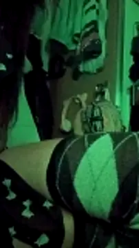 whitetrashdirtyslut online show from December 21, 10:06 am