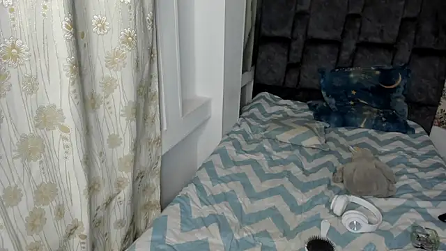 gennesisxx online show from March 11, 4:08 am