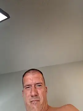 Snapshot of mike_negus_ chatting on October 21, 9:47 pm mike negus online show from October 21, 9:47 pm