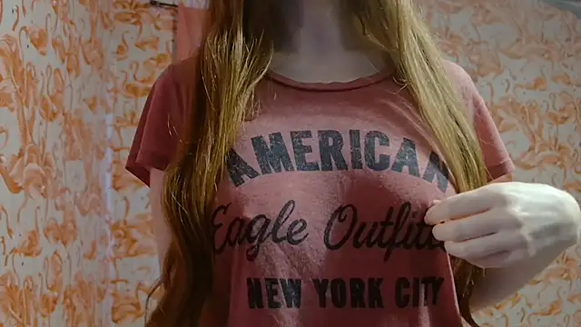 strawberrysmoothie online show from February 6, 9:11 pm