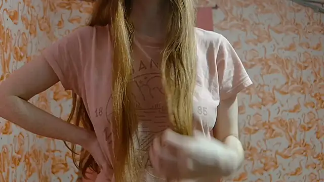 strawberrysmoothie online show from April 15, 1:44 am