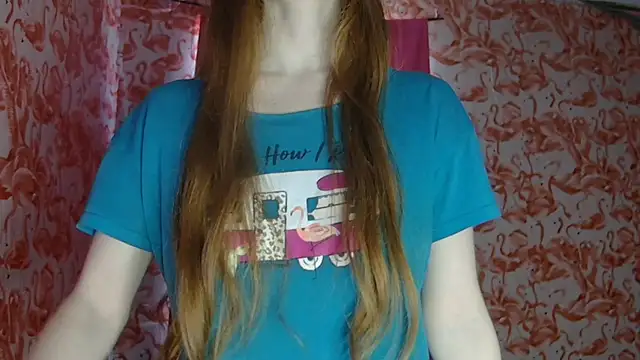 strawberrysmoothie online show from April 9, 7:31 pm