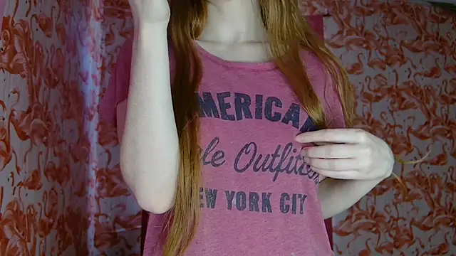 strawberrysmoothie online show from April 21, 10:05 pm