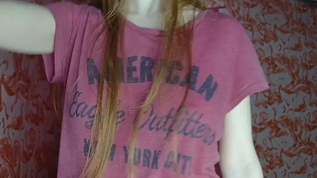 strawberrysmoothie online show from April 5, 9:21 pm