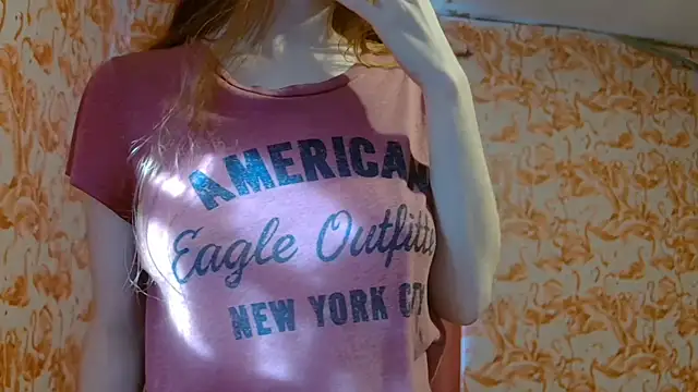 strawberrysmoothie online show from November 28, 8:09 pm