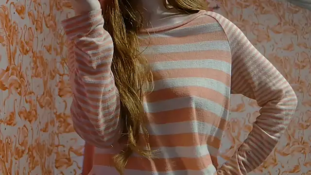 strawberrysmoothie online show from October 28, 7:35 pm