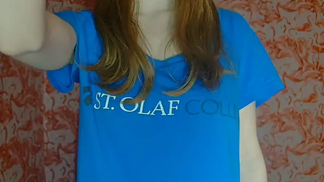 strawberrysmoothie online show from February 1, 3:30 am