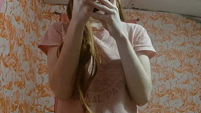 strawberrysmoothie online show from December 14, 10:37 pm