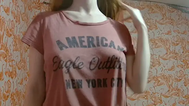 strawberrysmoothie online show from October 3, 1:53 am