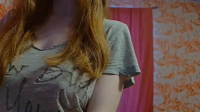 strawberrysmoothie online show from March 19, 11:03 pm