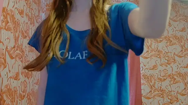 strawberrysmoothie online show from September 23, 8:16 pm