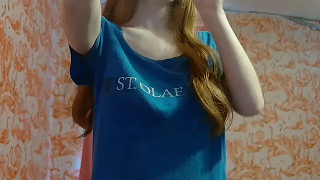 strawberrysmoothie online show from October 16, 5:54 pm