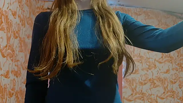 strawberrysmoothie online show from December 17, 9:09 pm