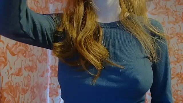 strawberrysmoothie online show from March 21, 8:18 pm