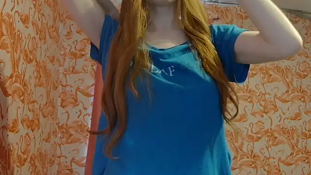 strawberrysmoothie online show from October 12, 7:37 pm