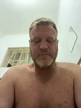 Snapshot of sexycouple109 chatting on February 21, 10:56 pm sexycouple109 online show from February 21, 10:56 pm