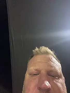 Snapshot of sexycouple109 chatting on February 11, 7:14 pm sexycouple109 online show from February 11, 7:14 pm