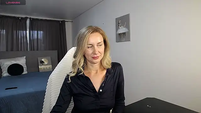 Snapshot of Vanessa_Nowak chatting on July 16, 3:09 pm Vanessa Nowak online show from July 16, 3:09 pm