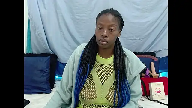 chocolatemix44 online show from April 11, 6:43 am