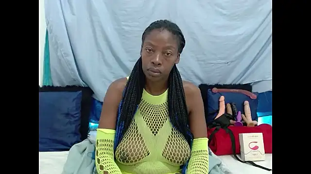 chocolatemix44 online show from April 11, 7:56 am