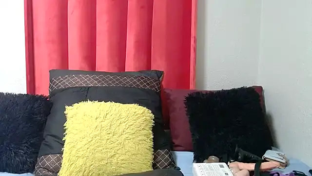 chocolatemix44 online show from February 18, 12:08 am