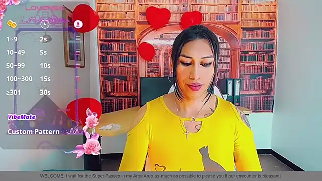 Snapshot of khiara_moretti chatting on February 13, 10:43 pm khiara moretti online show from February 13, 10:43 pm