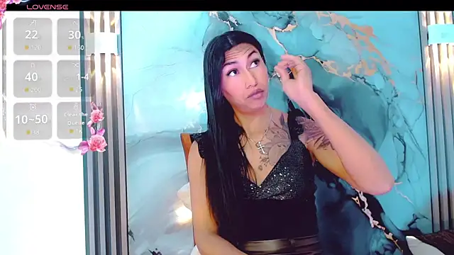 khiara moretti online show from December 18, 11:36 am